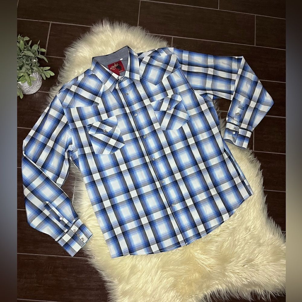 Rodeo Blue plaid pearl snap button down sz XL